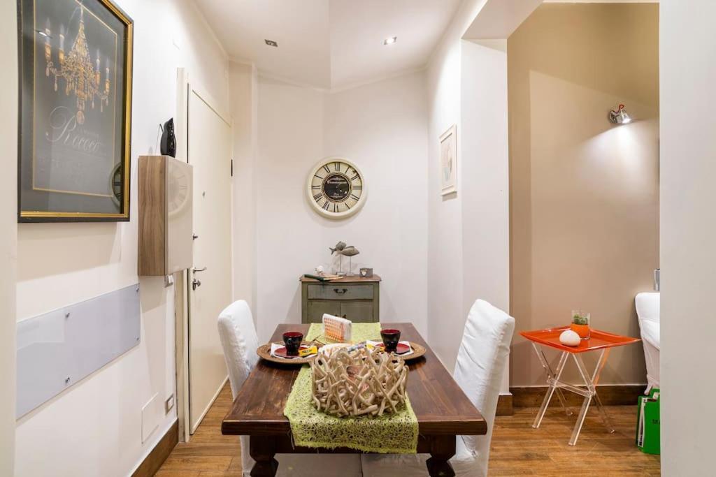 Ferienwohnung Lily'S - Near Harbor And Downtown With Terrace - Italy Flat Vacation Genua Exterior foto